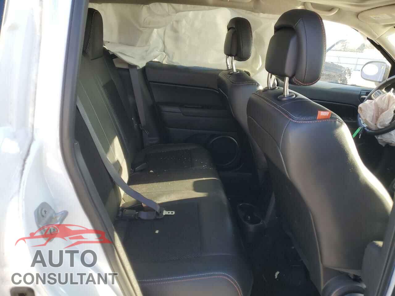 JEEP COMPASS 2017 - 1C4NJDBBXHD135497