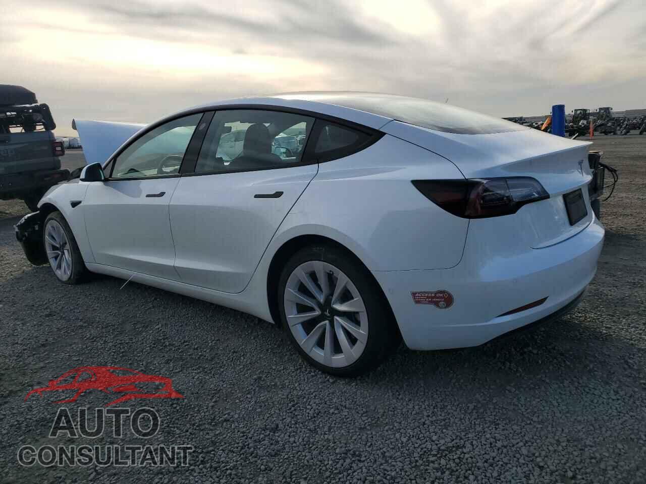 TESLA MODEL 3 2022 - 5YJ3E1EA2NF360238
