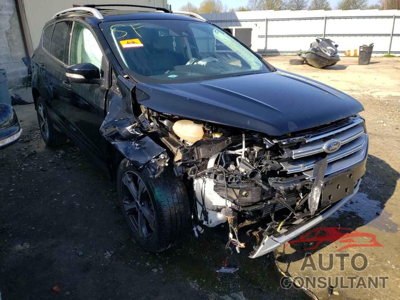 FORD ESCAPE 2017 - 1FMCU9J94HUA73603