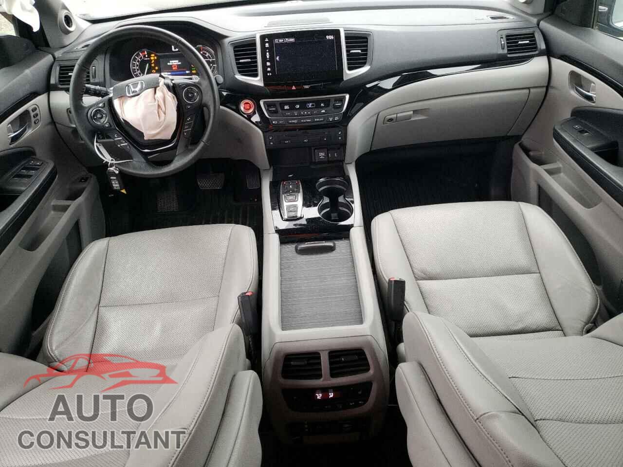 HONDA PILOT 2018 - 5FNYF6H01JB005154