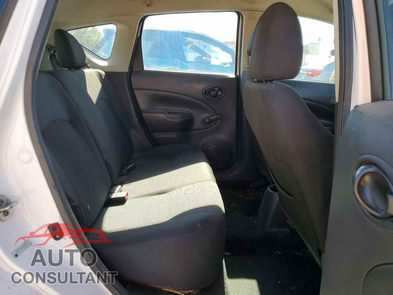 NISSAN VERSA 2017 - 3N1CE2CP3HL375918