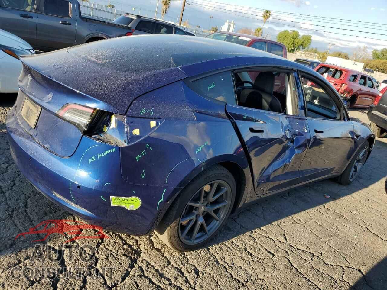 TESLA MODEL 3 2022 - 5YJ3E1EA9NF373357