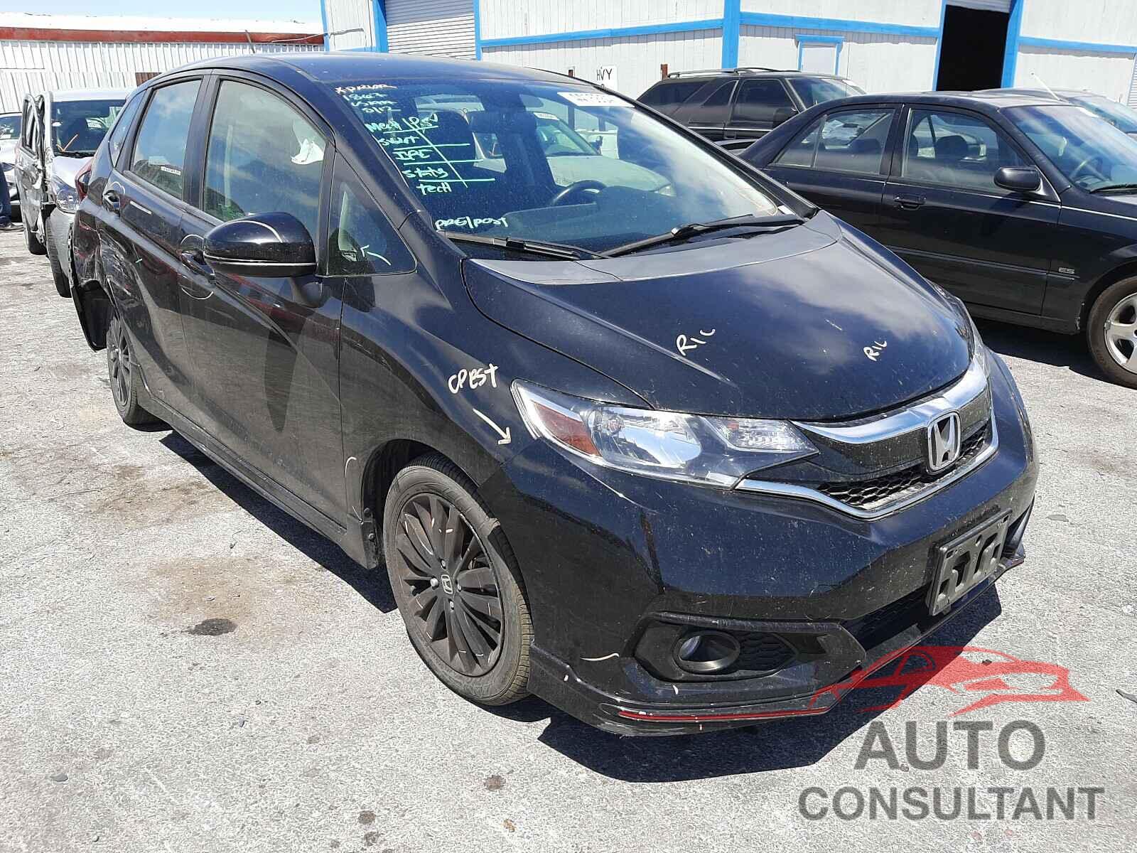 HONDA FIT 2018 - 3HGGK5H64JM705494