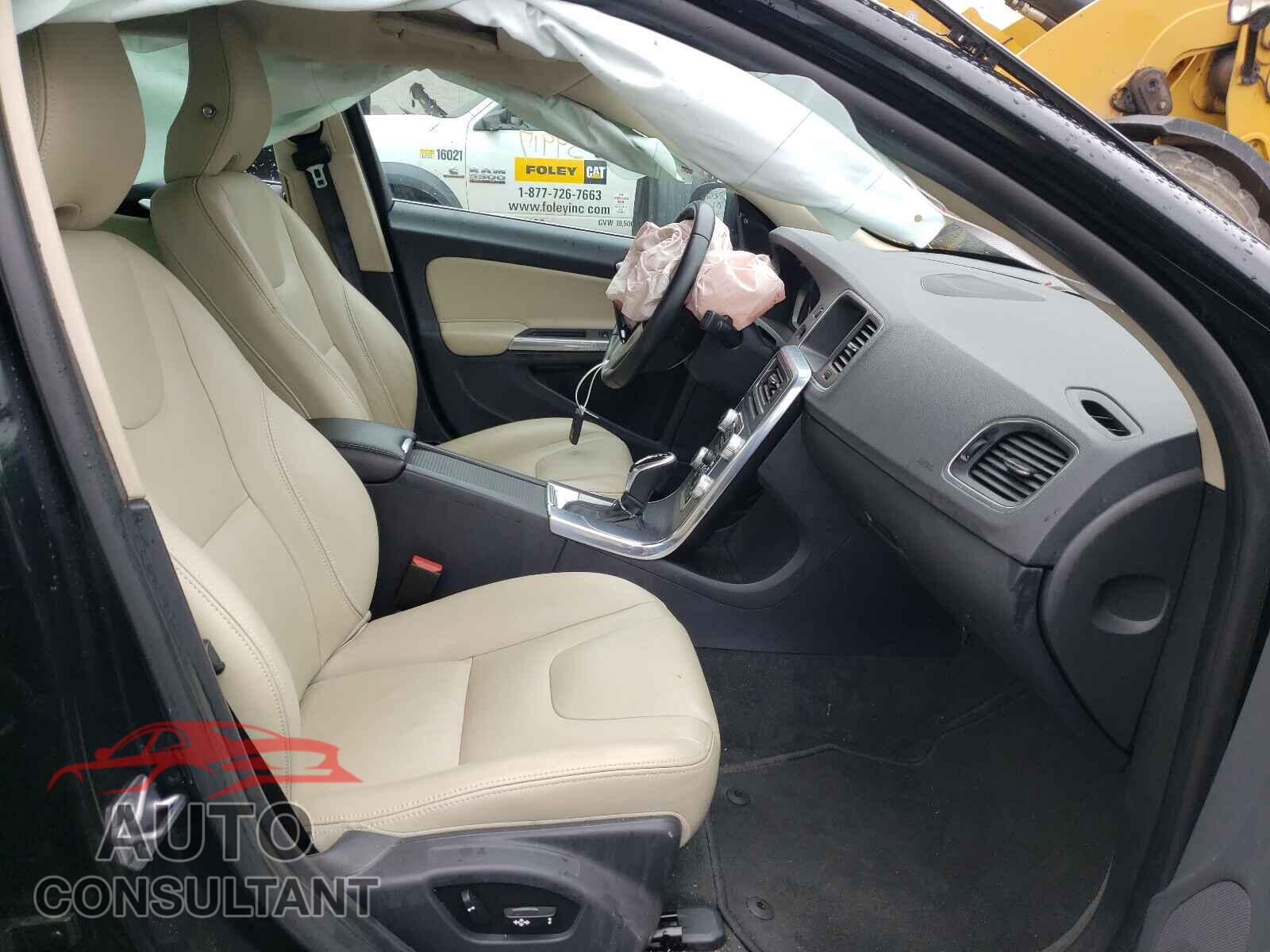 VOLVO S60 2017 - LYV402TK7HB125747