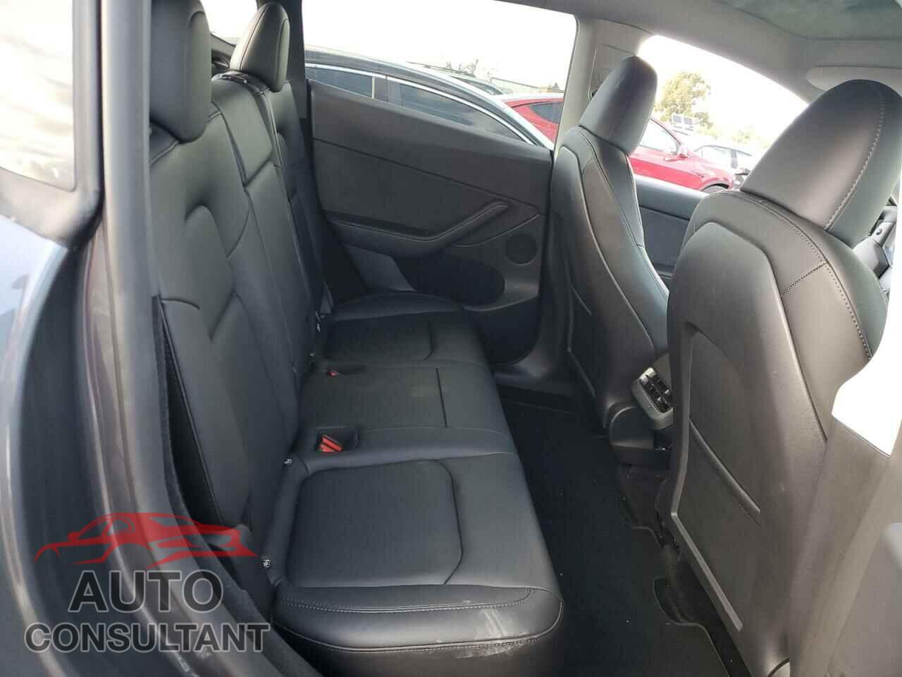 TESLA MODEL Y 2023 - 7SAYGDEEXPF814424