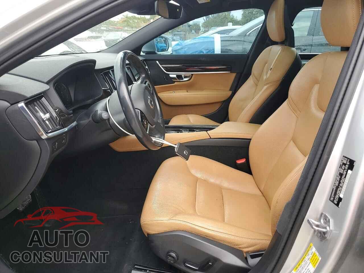 VOLVO S90 2018 - LVY982AK6JP022114