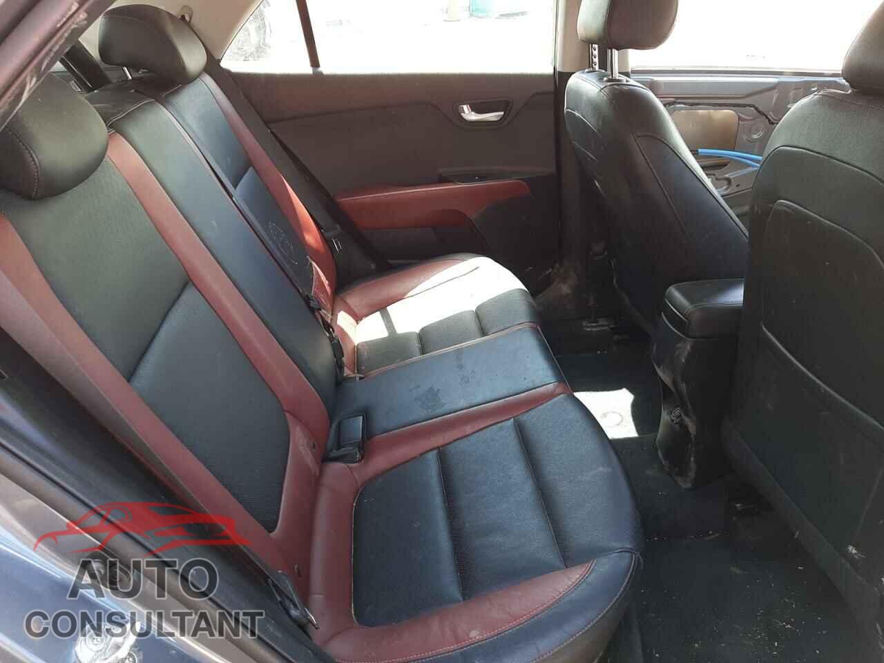 KIA RIO 2018 - 3KPA35AB8JE000362
