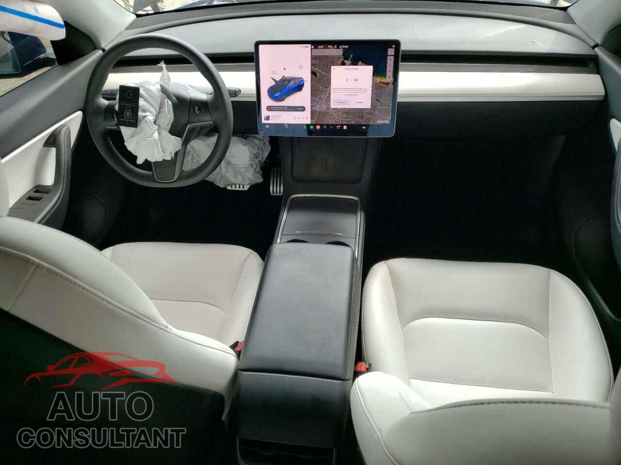 TESLA MODEL Y 2021 - 5YJYGDEFXMF252672