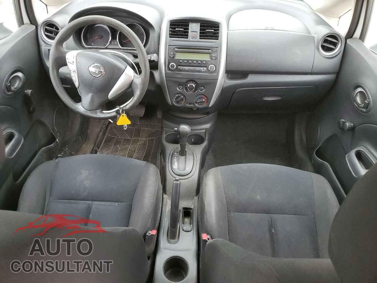 NISSAN VERSA 2016 - 3N1CE2CP3GL375044