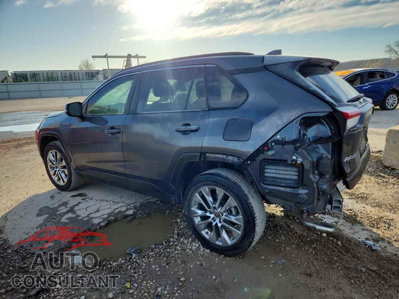 TOYOTA RAV4 2021 - 2T3C1RFV4MW153032