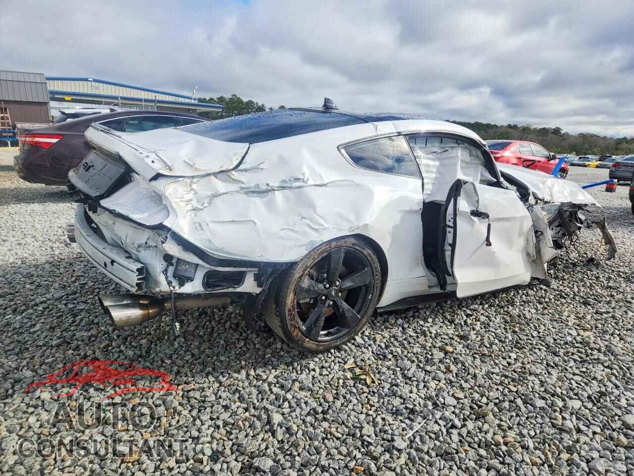 FORD MUSTANG 2021 - 1FA6P8CF7M5116931