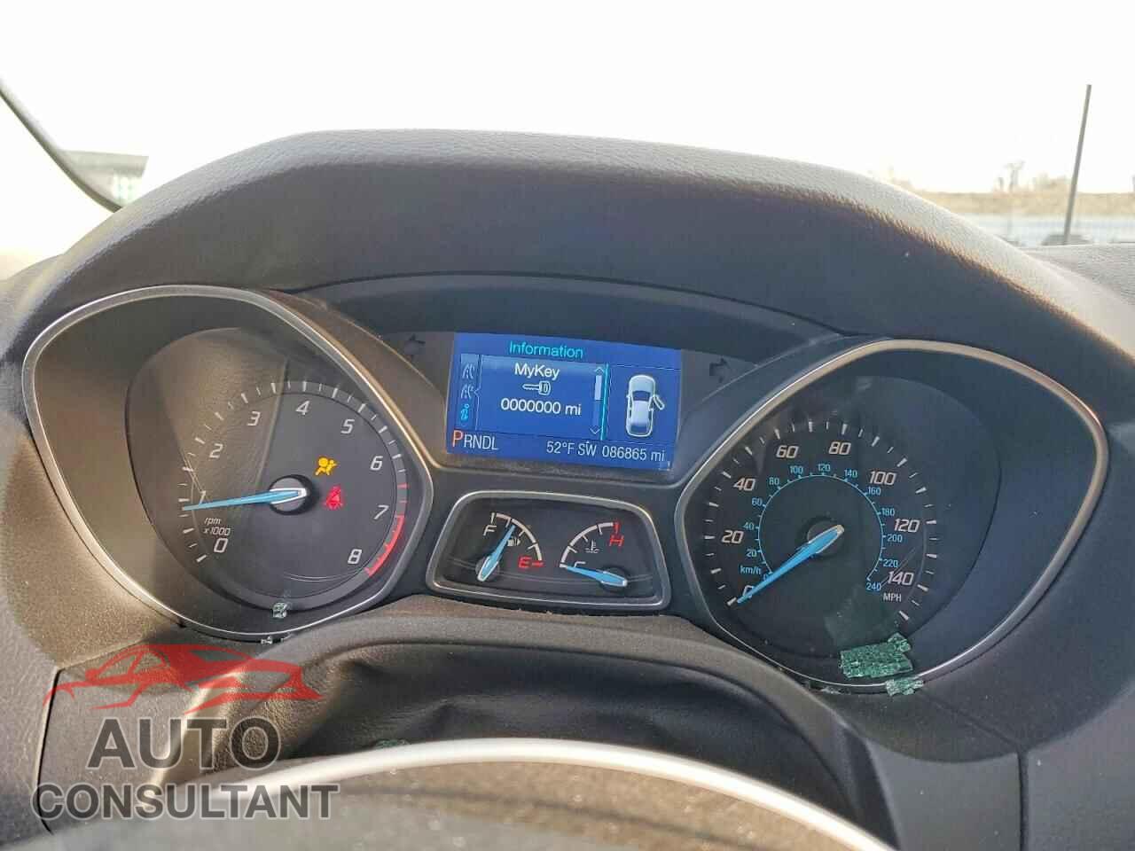 FORD FOCUS 2013 - 1FADP3F22DL266024
