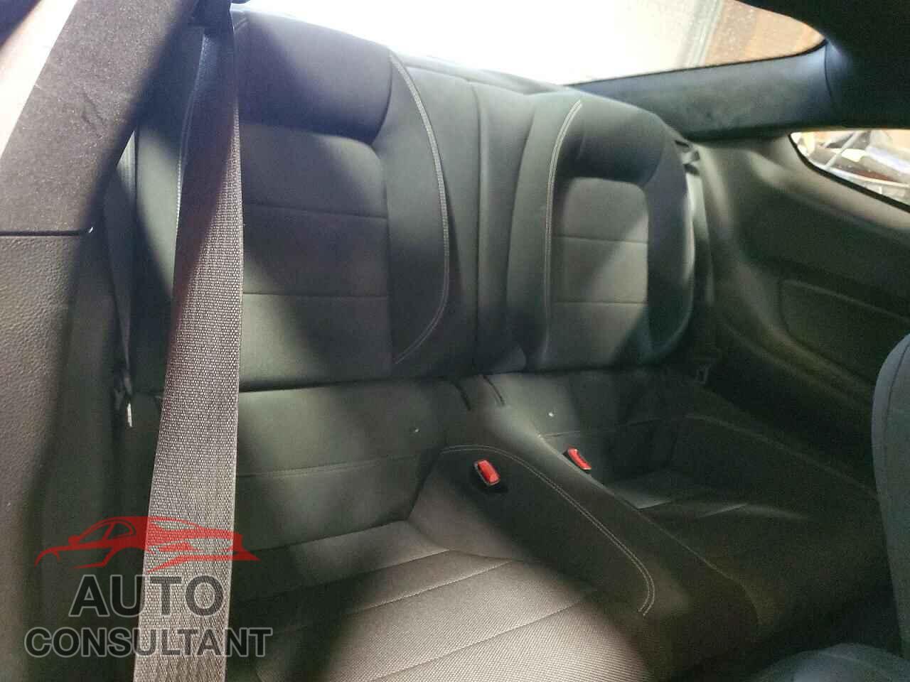 FORD MUSTANG 2015 - 1FA6P8AM7F5412519
