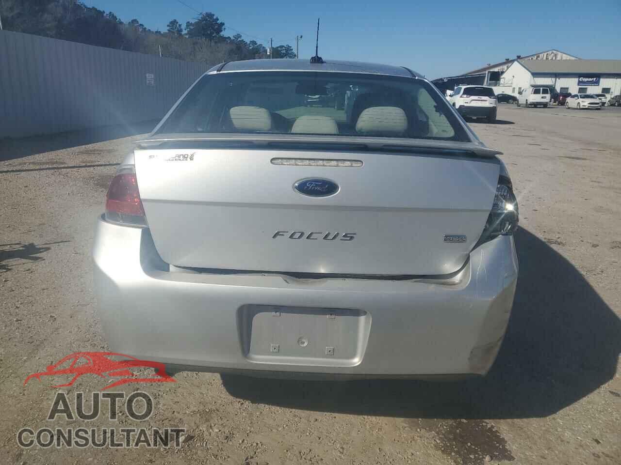 FORD FOCUS 2011 - 1FAHP3GN3BW124545