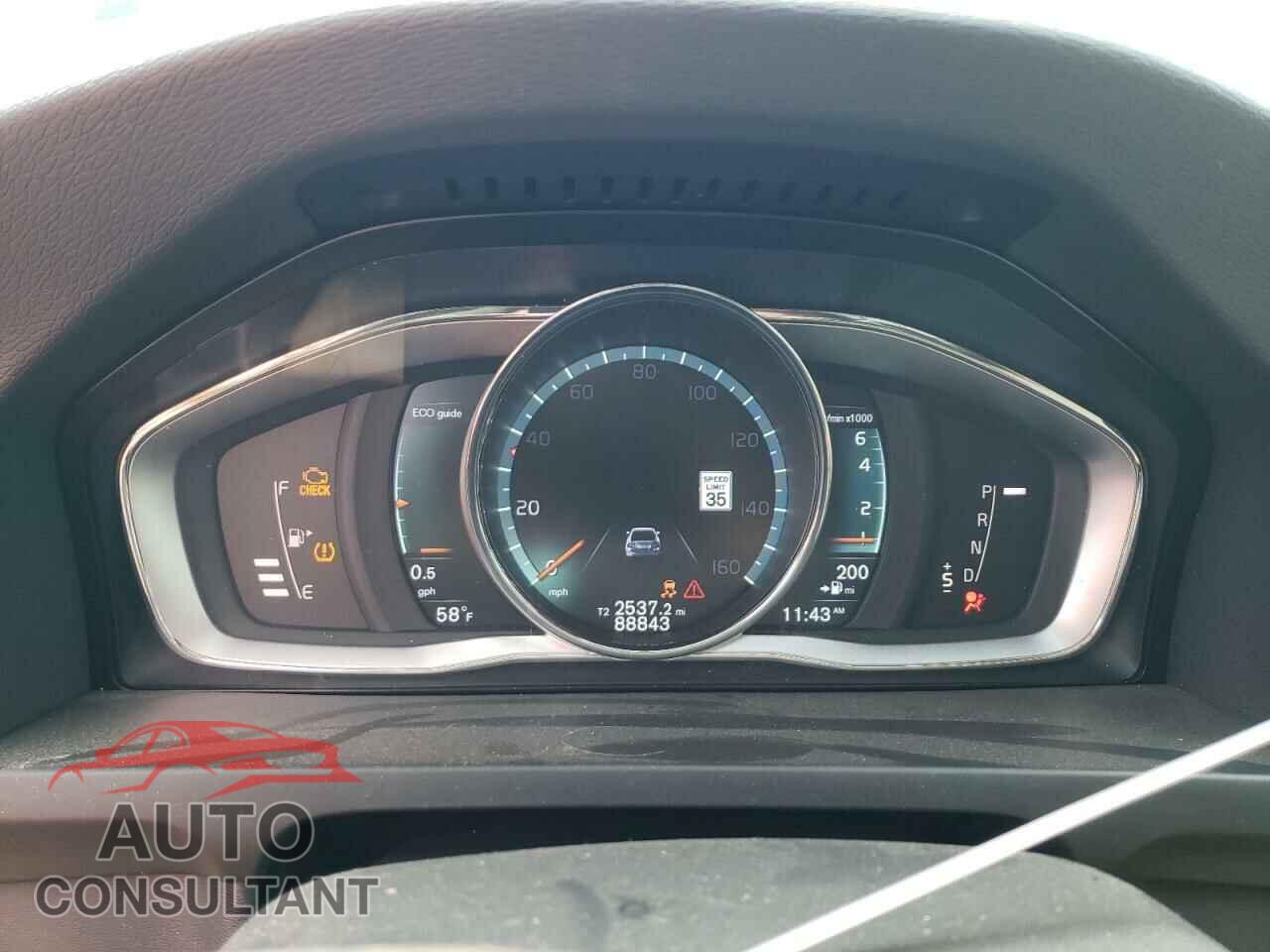 VOLVO S60 2016 - LYV402FMXGB108355