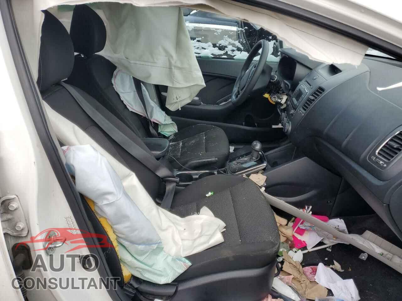 KIA FORTE 2017 - 3KPFK4A70HE034935
