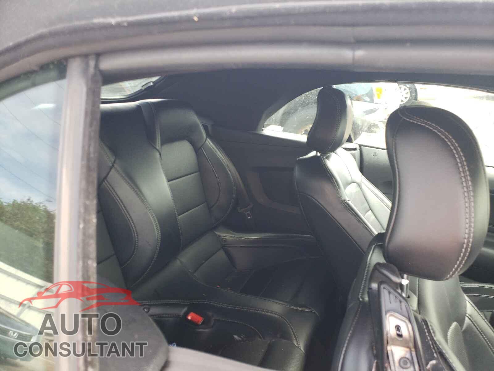 FORD MUSTANG 2019 - 1FATP8FF4K5171638