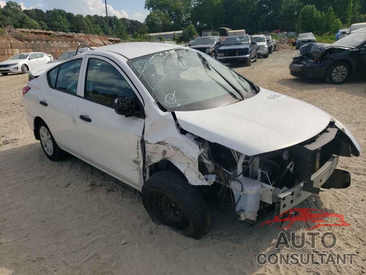 NISSAN VERSA 2017 - 3N1CN7AP8HL821593