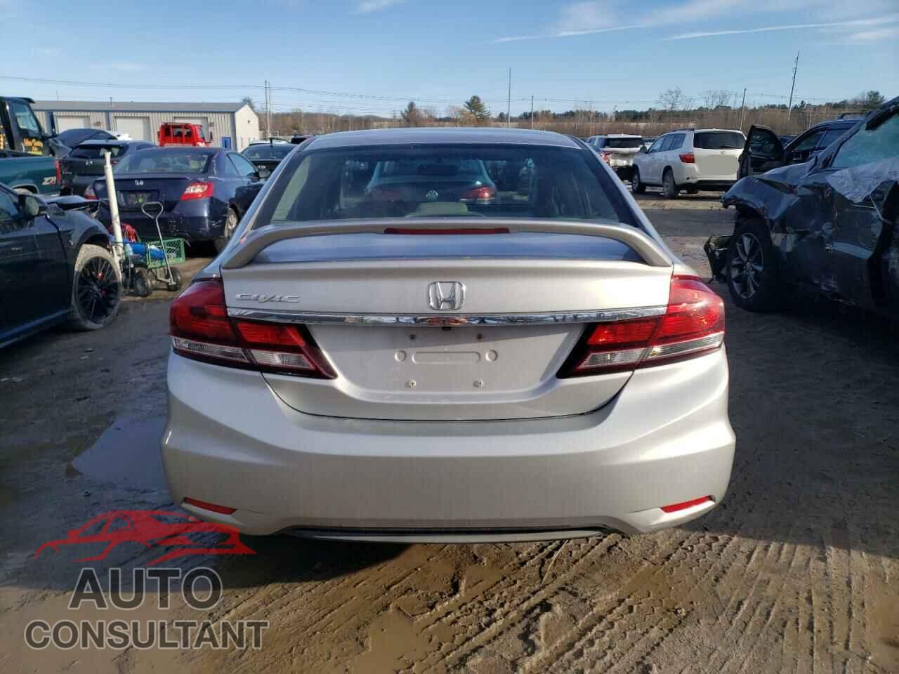 HONDA CIVIC 2015 - 19XFB2F52FE099780