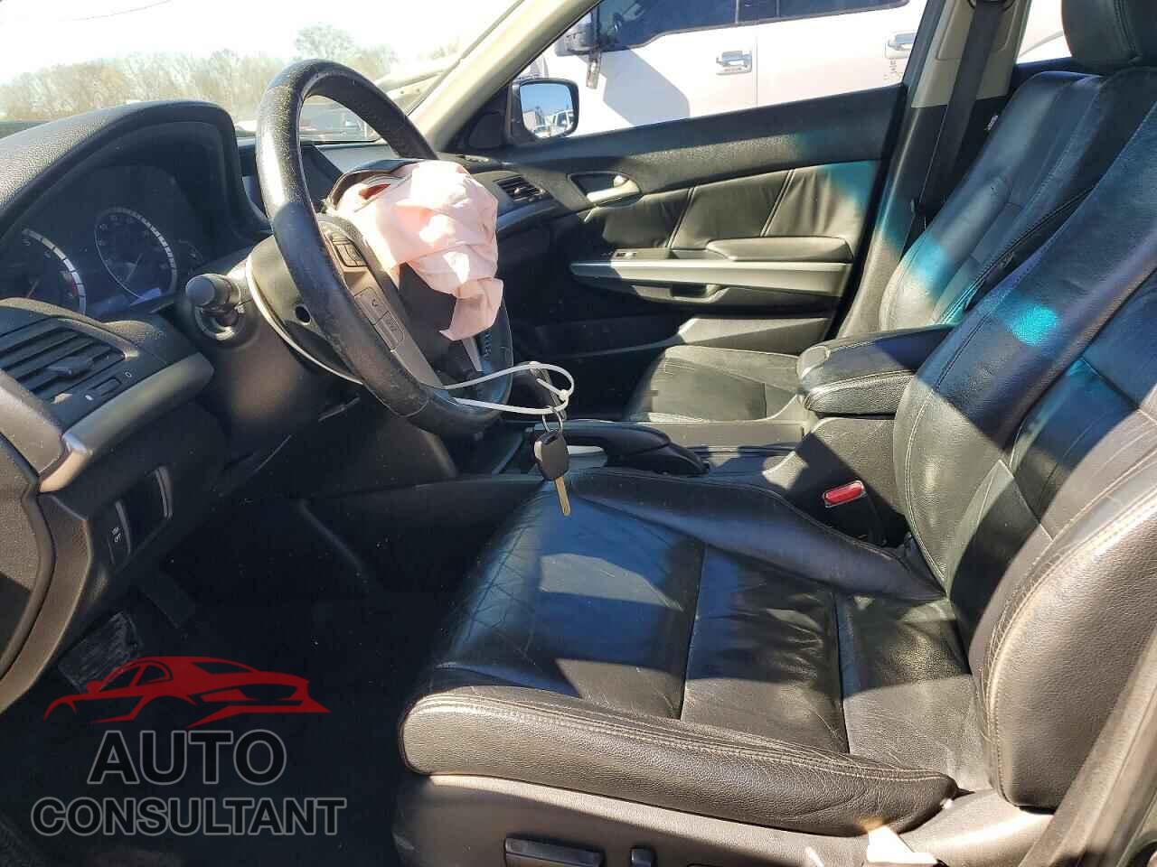 HONDA ACCORD 2010 - 1HGCP2F81AA097532