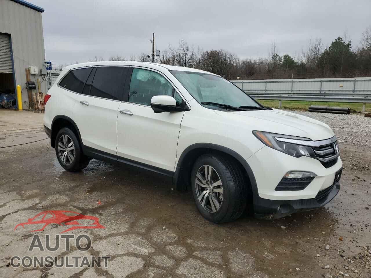 HONDA PILOT 2017 - 5FNYF5H58HB044095