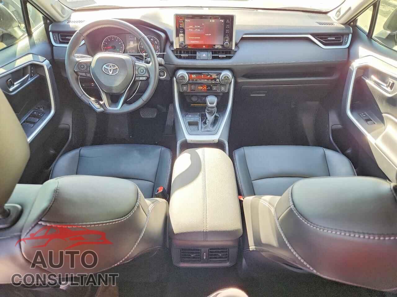 TOYOTA RAV4 2021 - 2T3C1RFV3MC115308