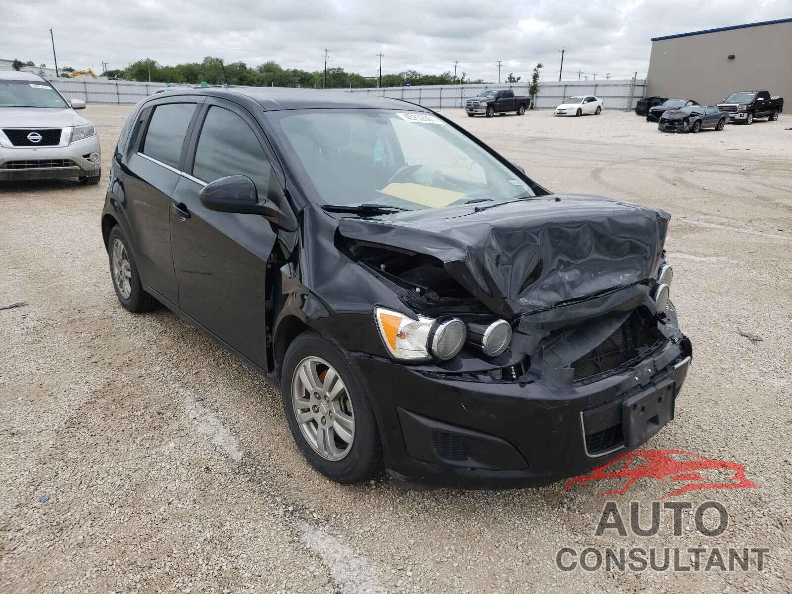 CHEVROLET SONIC 2016 - 1G1JC6SH6G4127221