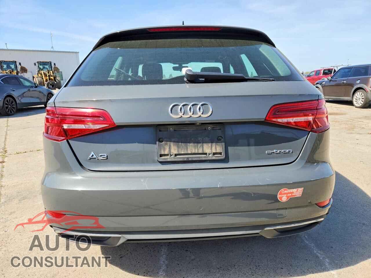 AUDI A3 2018 - WAUUPBFF7JA091376