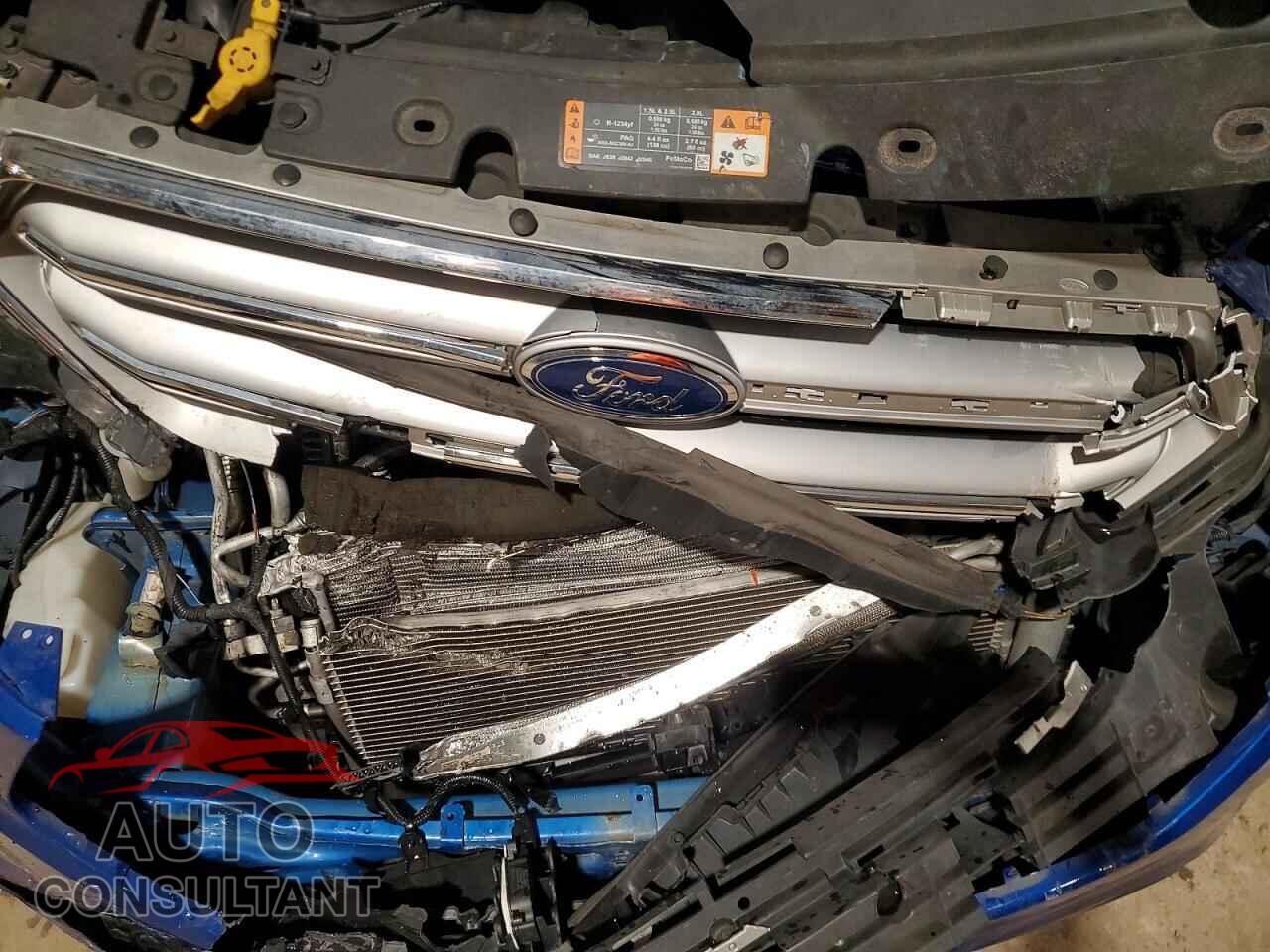 FORD ESCAPE 2017 - 1FMCU9GD5HUE67610