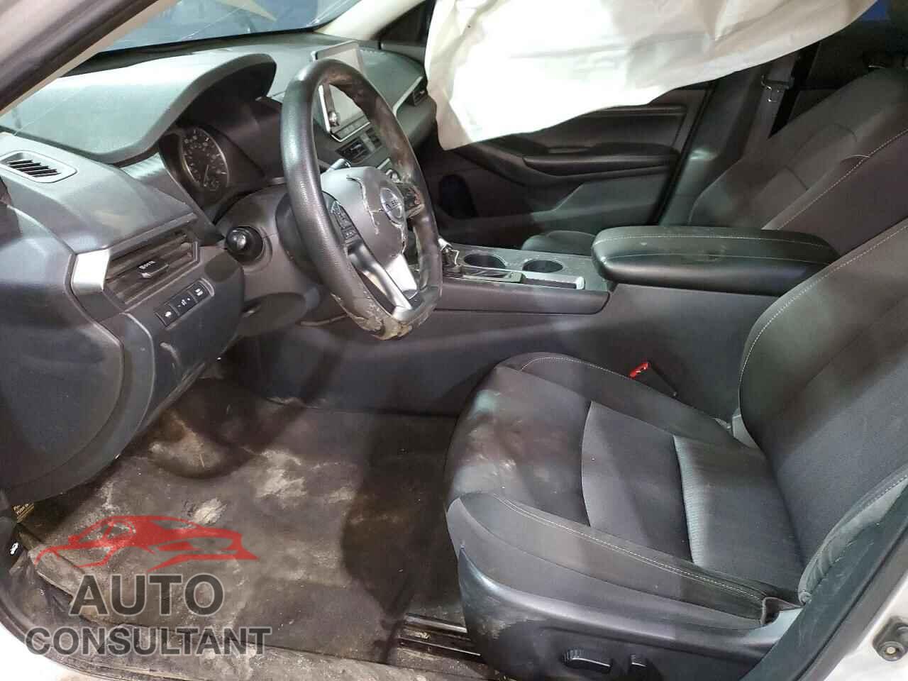 NISSAN ALTIMA 2020 - 1N4BL4BV2LC136963