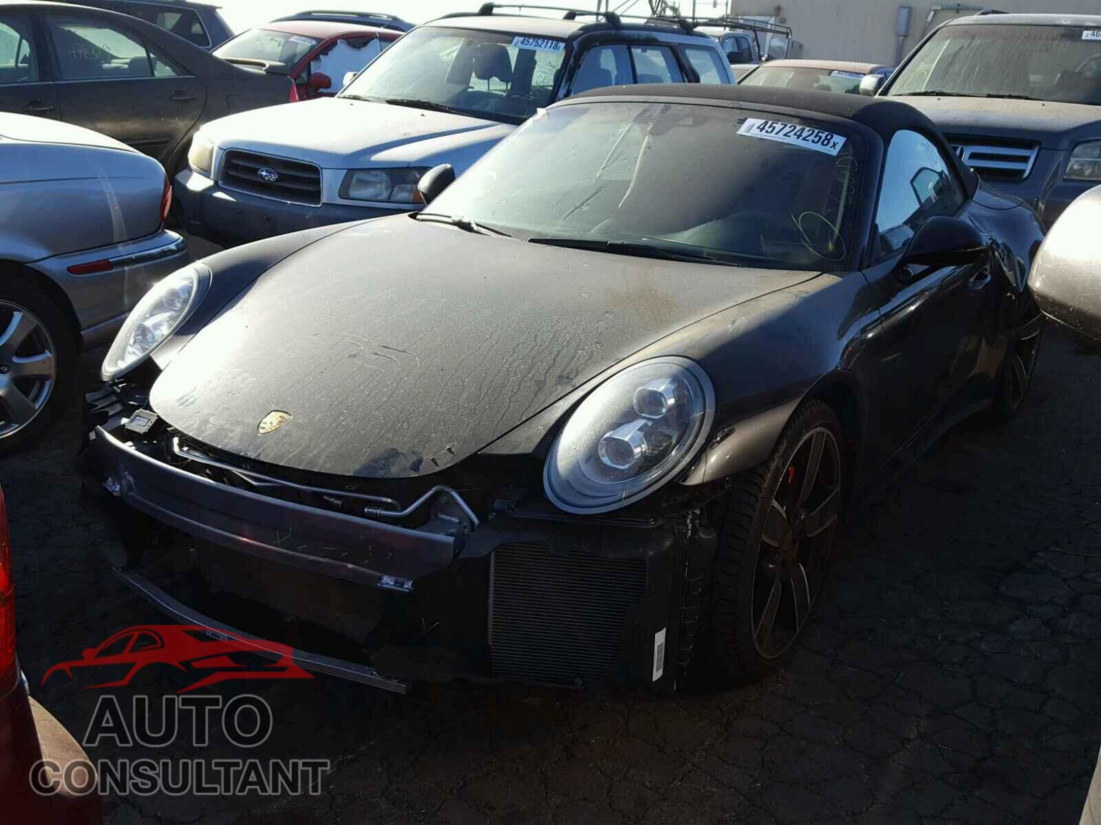 PORSCHE 911 2017 - WP0CB2A93HS156128