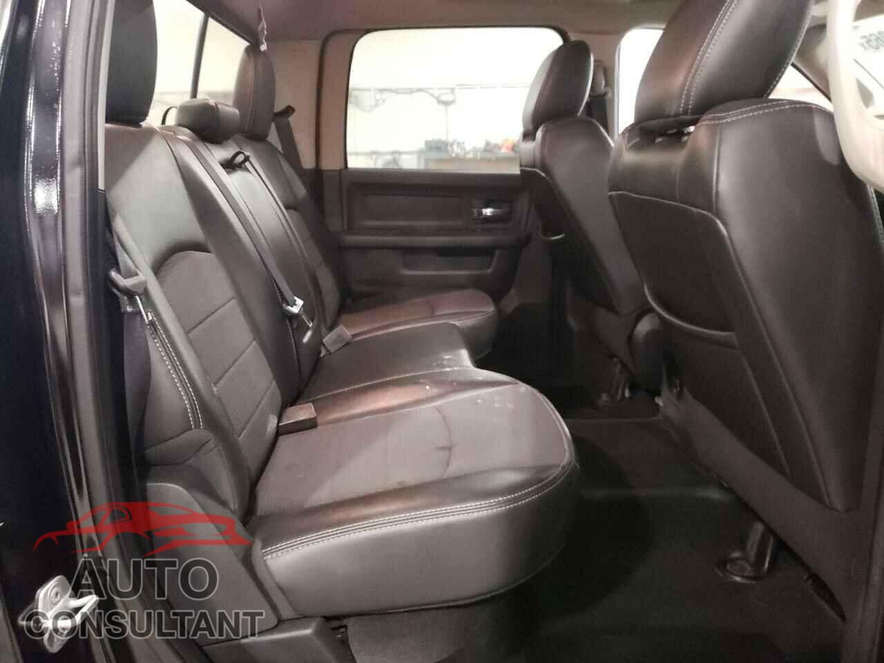 DODGE RAM 1500 2012 - 1C6RD7MT8CS197699