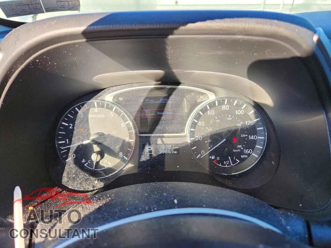 NISSAN PATHFINDER 2013 - 5N1AR2MMXDC651784