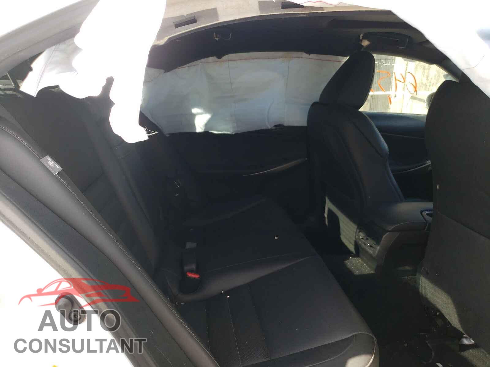 LEXUS IS 2016 - JTHBA1D27G5010270