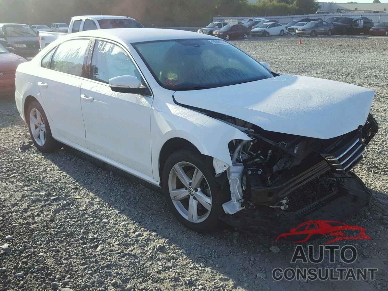 VOLKSWAGEN PASSAT 2015 - 1VWBS7A38FC055188
