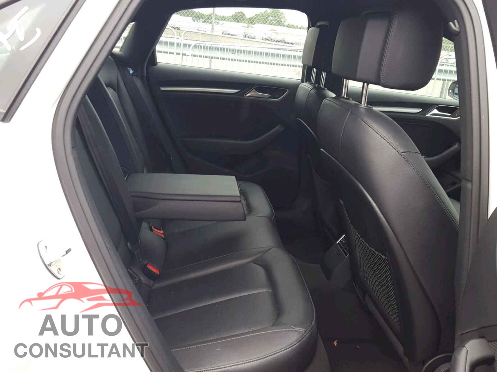 AUDI A3 2017 - WAUB8GFF9H1068449