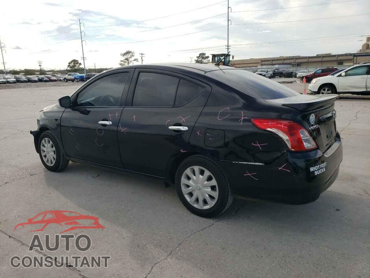 NISSAN VERSA 2019 - 3N1CN7AP8KL847599