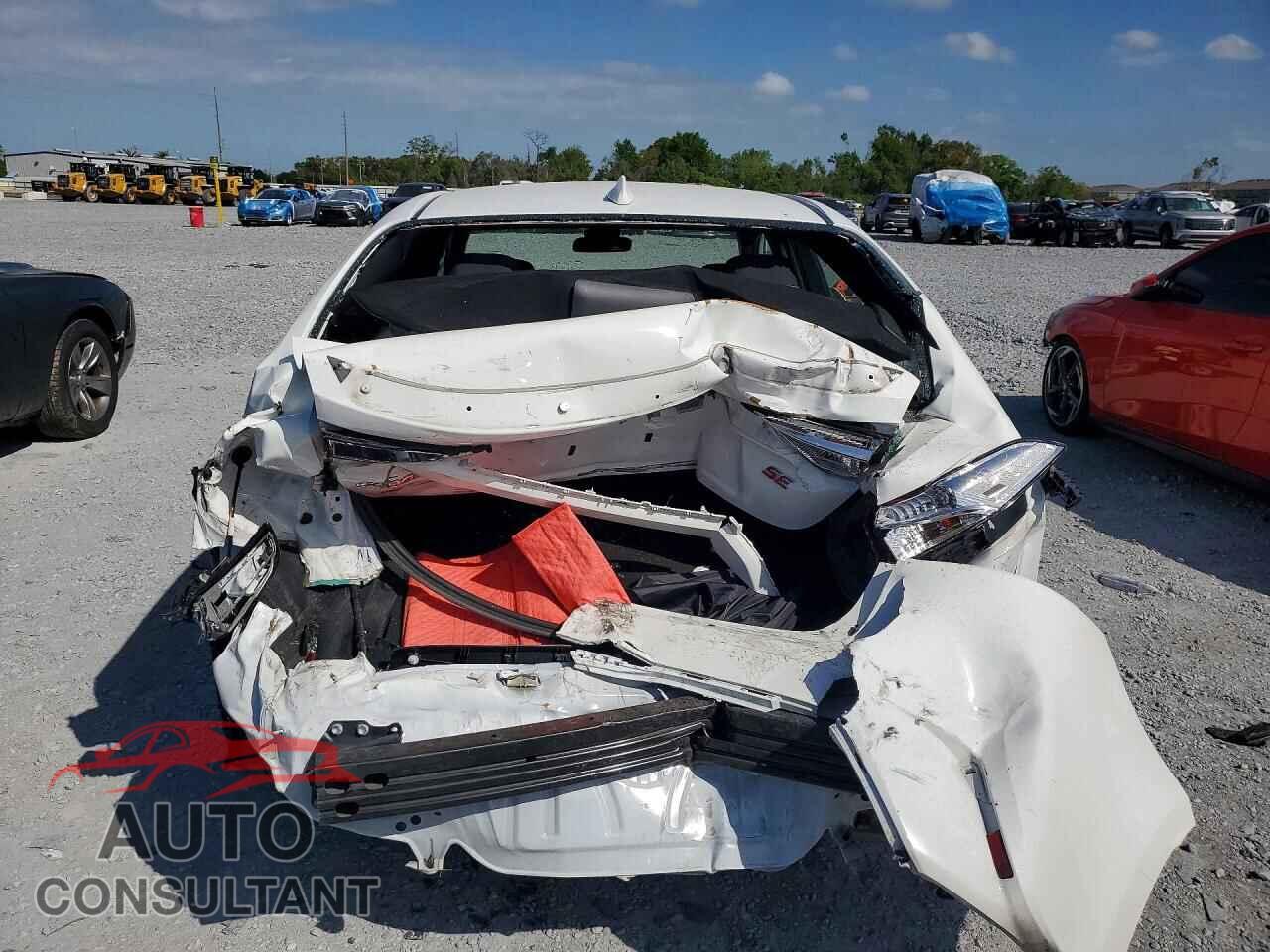 TOYOTA COROLLA 2022 - 5YFS4MCE4NP103205