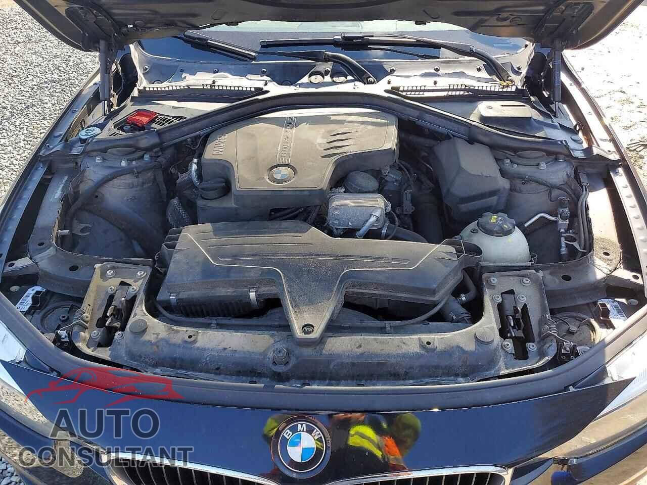 BMW 3 SERIES 2016 - WBA8E5G58GNU20893
