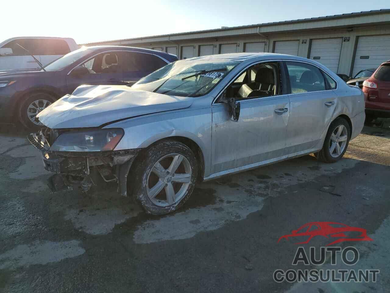 VOLKSWAGEN PASSAT 2012 - 1VWBH7A35CC031084