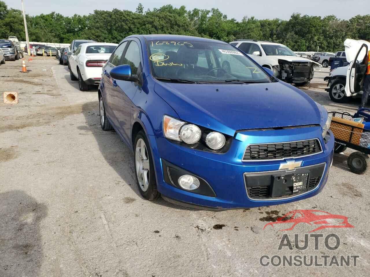 CHEVROLET SONIC 2016 - 1G1JE5SB6G4168965