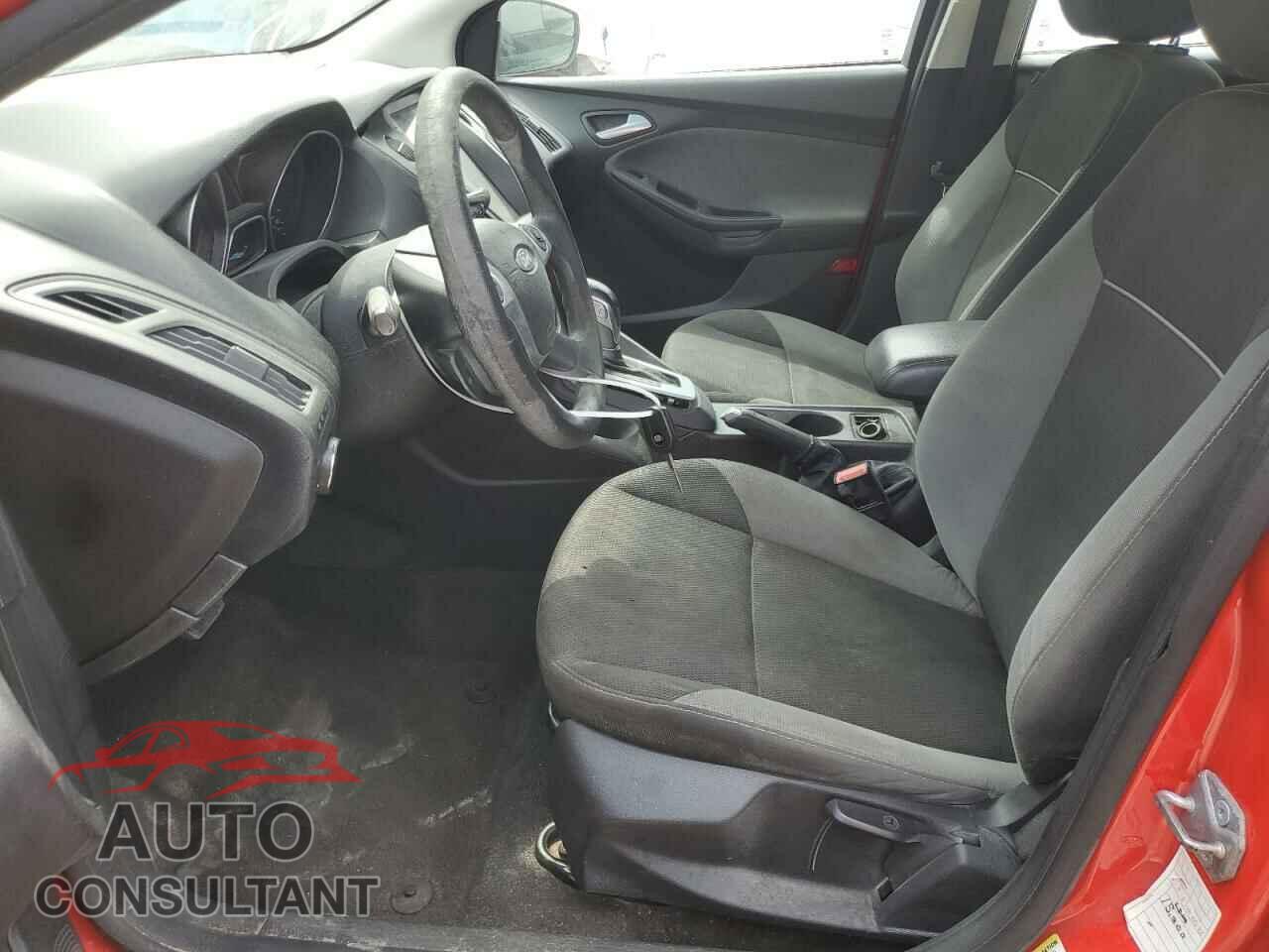 FORD FOCUS 2014 - 1FADP3K20EL158170