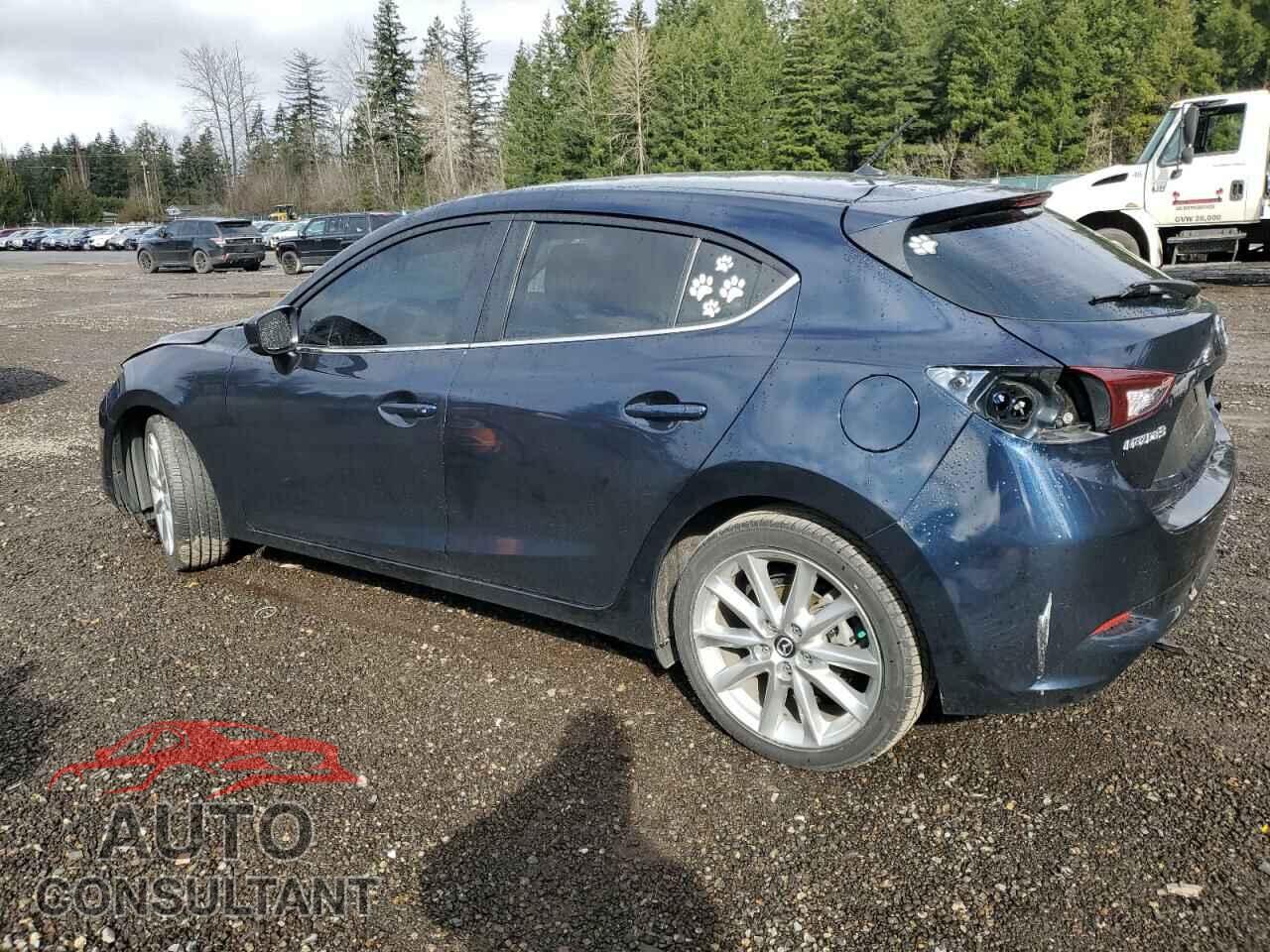 MAZDA 3 2017 - 3MZBN1L77HM119355