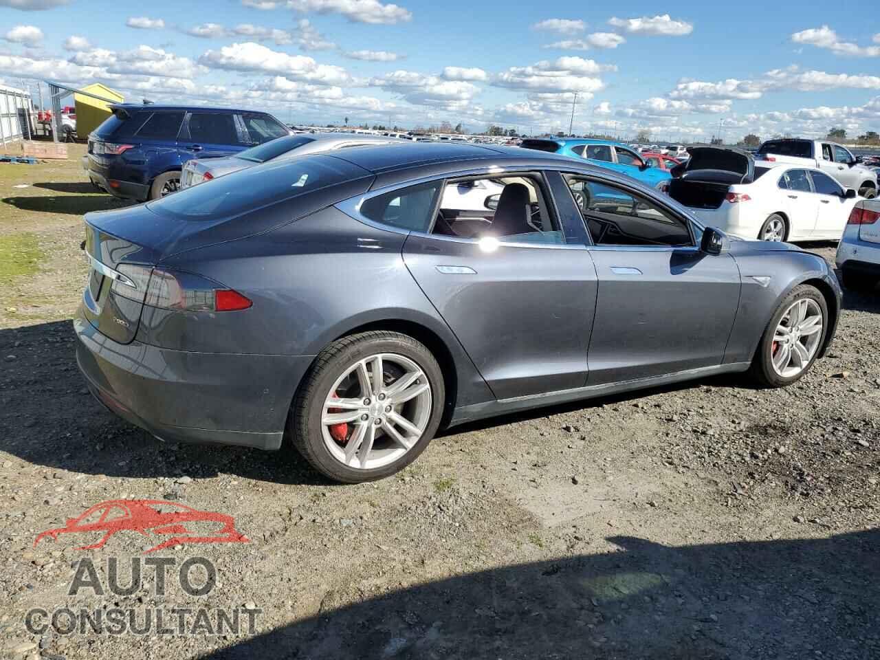 TESLA MODEL S 2015 - 5YJSA1E46FF116319