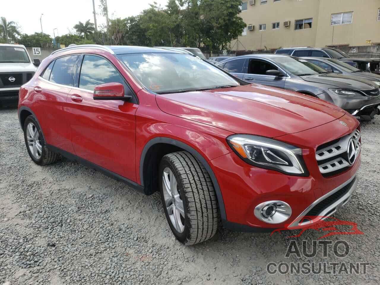 MERCEDES-BENZ GLA-CLASS 2019 - WDCTG4GB8KJ549346