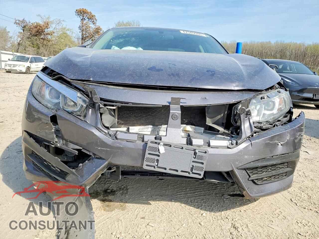 HONDA CIVIC 2018 - 2HGFC2F55JH602617
