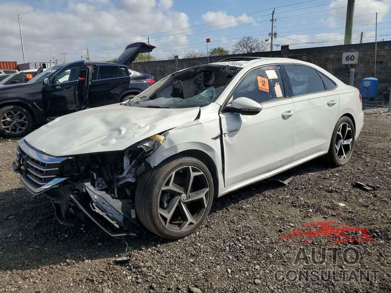 VOLKSWAGEN PASSAT 2020 - 1VWMA7A34LC019330