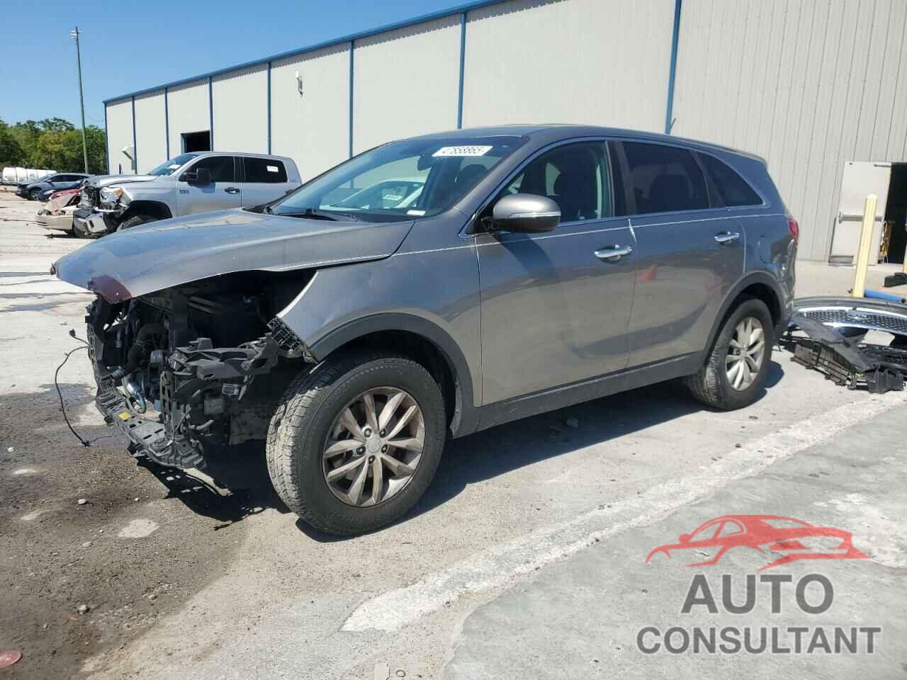 KIA SORENTO 2018 - 5XYPG4A37JG417413