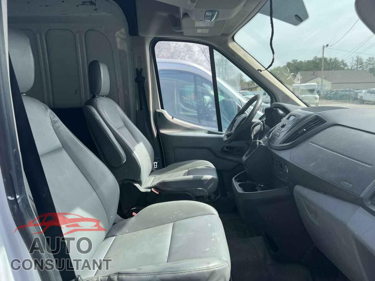 FORD TRANSIT 2015 - 1FTNR2CM2FKB11359