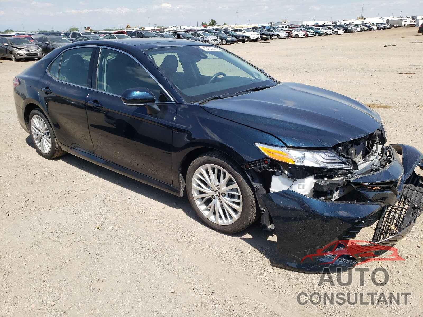 TOYOTA CAMRY 2019 - 4T1B11HK4KU844633